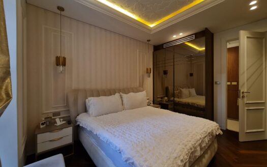 Beautiful apartment with garden for sale near Rothschild Tel Aviv