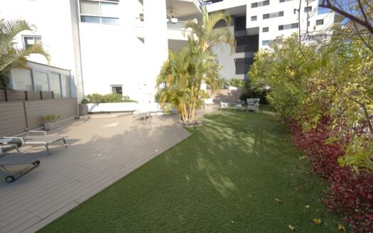 Sublime Rez de Jardin dans le quartier Kohav Atsafon Tel Aviv